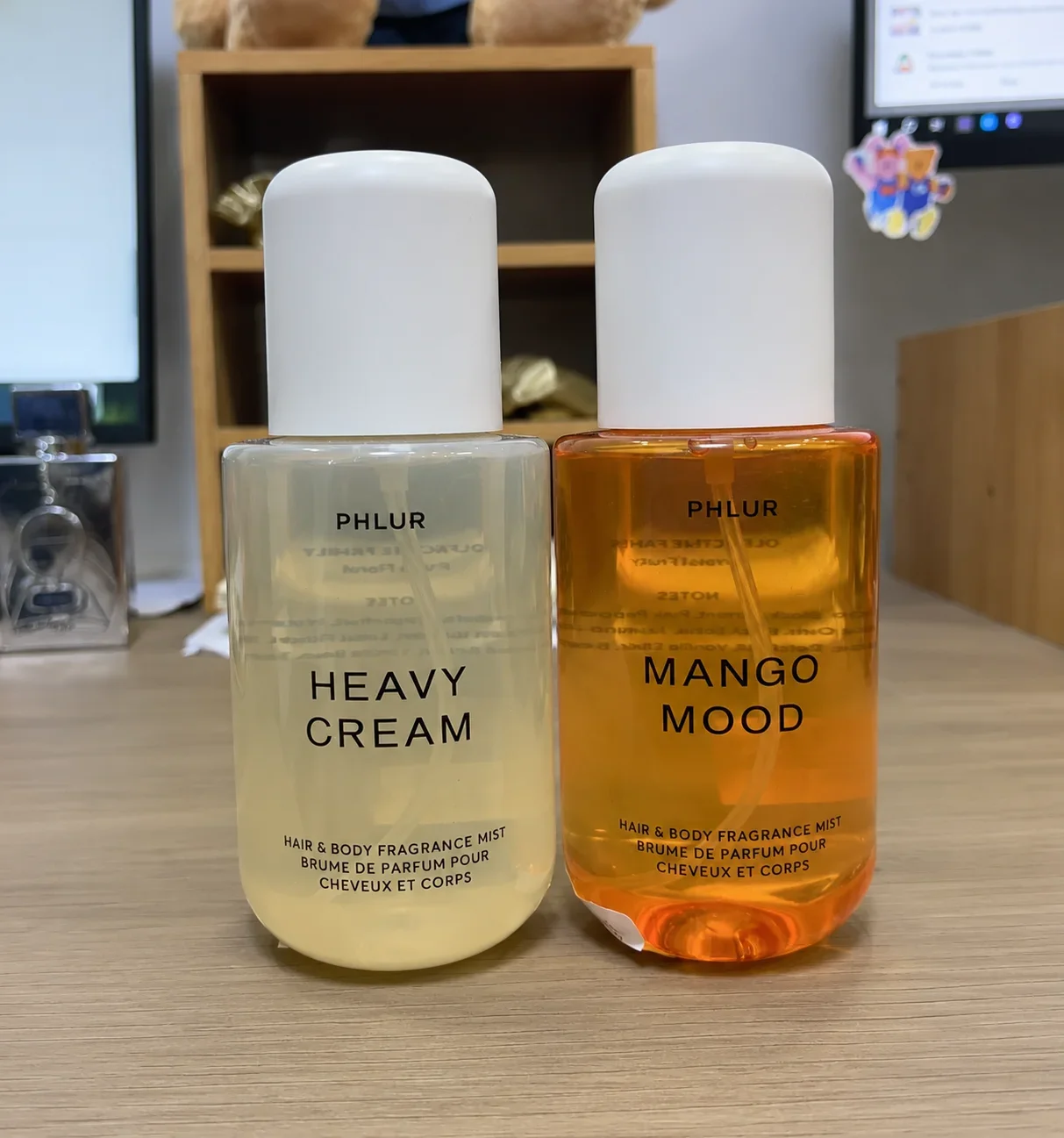 Phlur Heavy Cream + Mango Mood - огляд і ціна Perfume Fragrance Hair Spray
