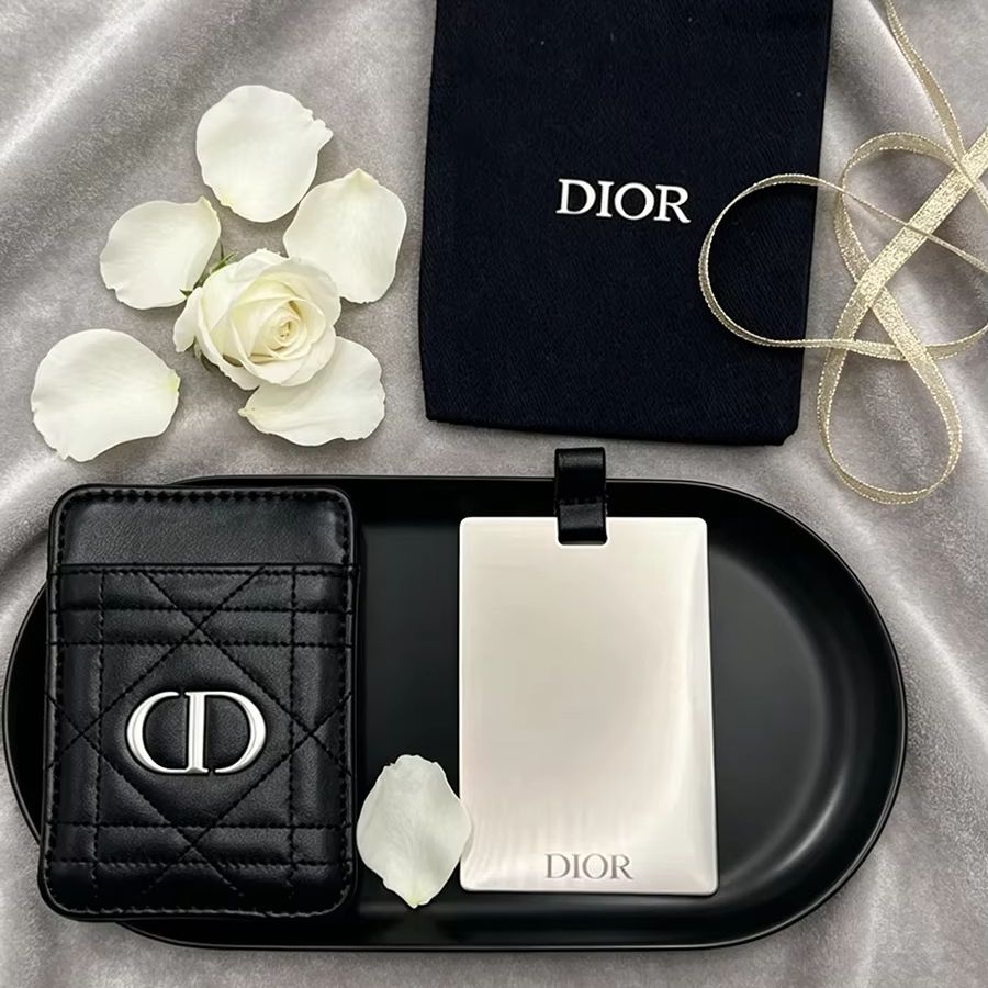 Dior Dior’s Bag Multi-function - огляд і ціна Perfume Fine Fragrance