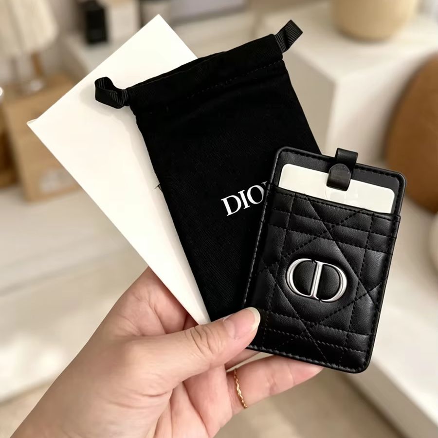 Dior Dior’s Bag Multi-function - огляд і ціна Perfume Fine Fragrance